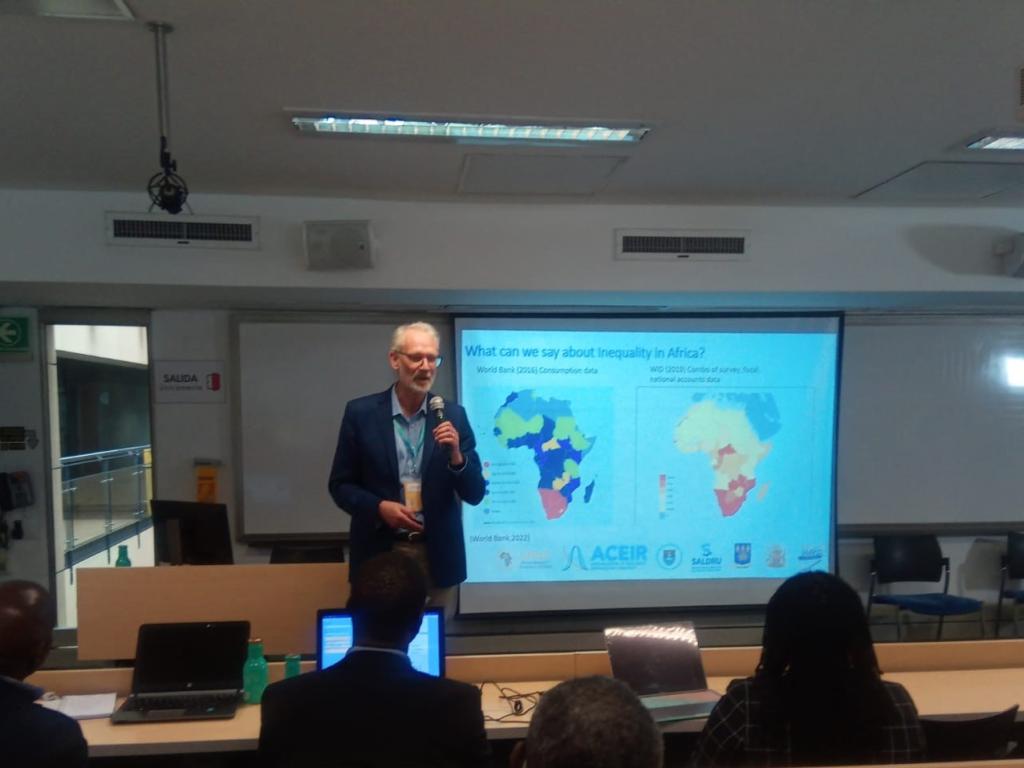 Image: ACEIR and SALDRU director Murray Leibbrandt discusses inequality in Africa at the conference. Credit: Fabio Diaz.